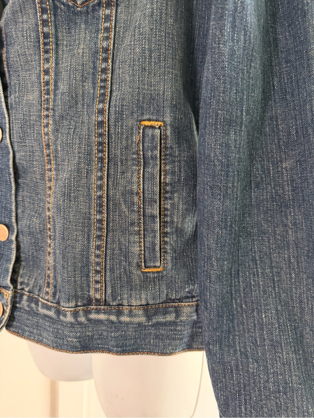 Old Navy Classic Dark Denim Jacket Lg k514 - Picture 3 of 8